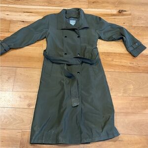 Drizzle Saks Fifth Avenue Women Trench coat Size 0 Petite Hunter Olive Green